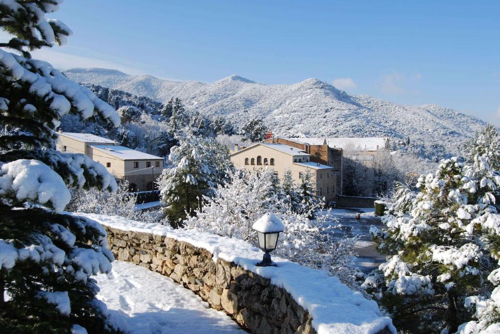 Hotel Masia Del Cadet Espluga de Francolí Esterno foto